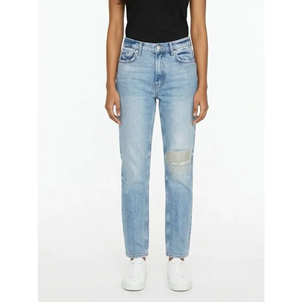 FREE PEOPLE | Distressed Raw Hem “Dirt” Knee Medium Wash Women’s Size 24 (00)